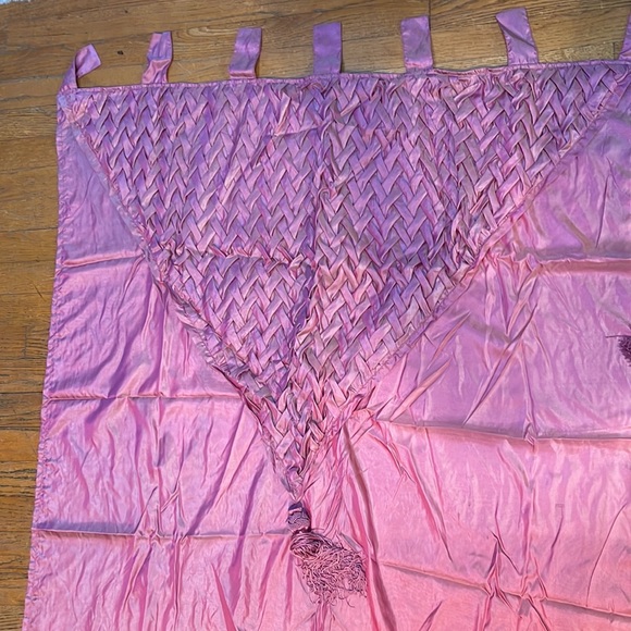 Set of 2 Bombay Kids curtain panels - Picture 2 of 4